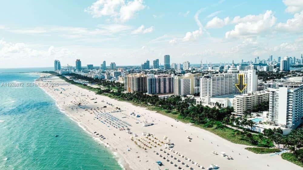 1621 Collins # 406, Miami Beach FL 33139