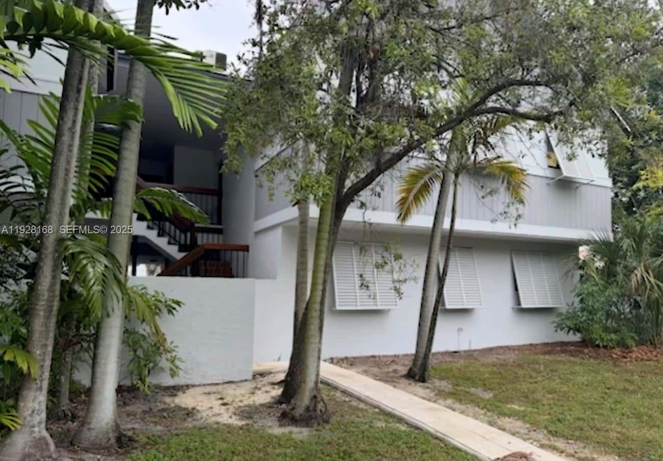7325 SW 63rd Ave # B, South Miami FL 33143
