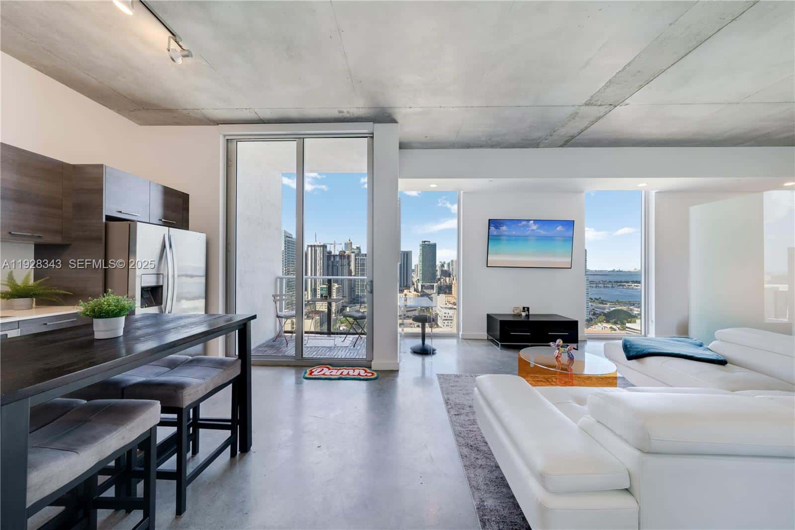 151 SE 1st St # 3008, Miami FL 33131