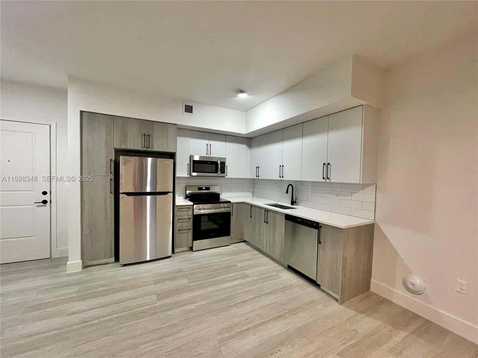 18412 Homestead Ave # 124, Miami FL 33157