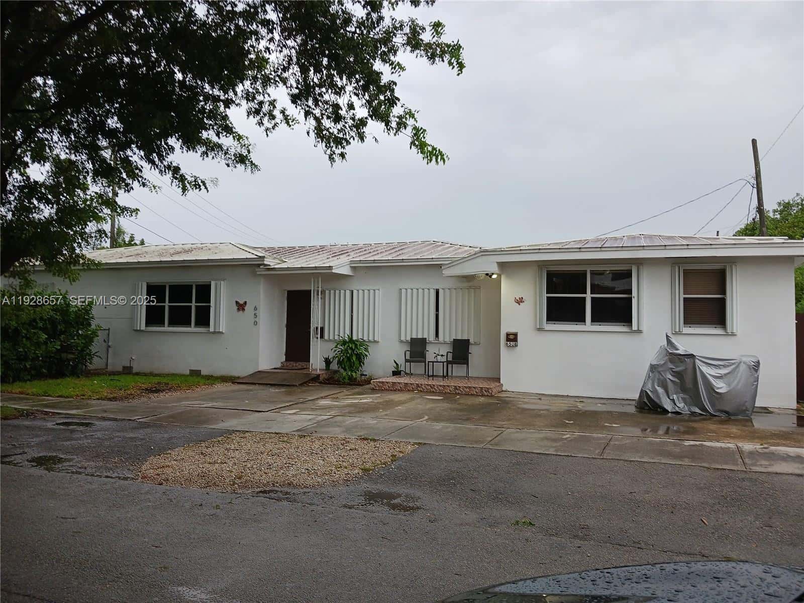 650 SW 44th Ct, Miami FL 33134