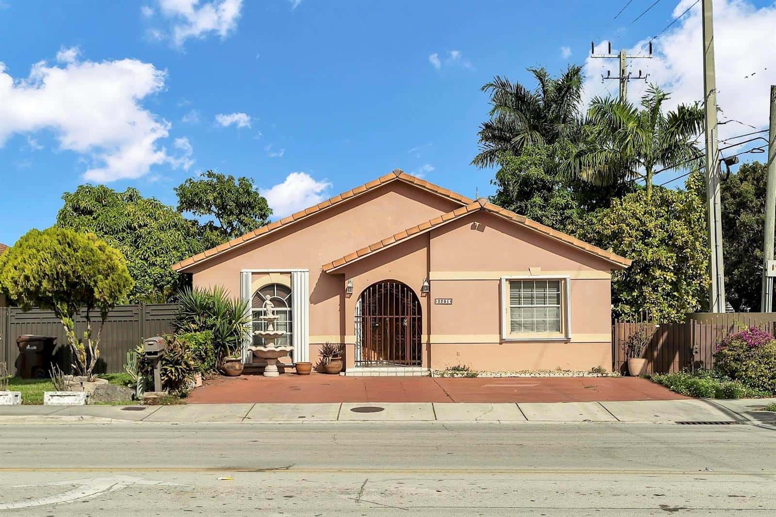 3201 W 76th Street, Hialeah FL 33018