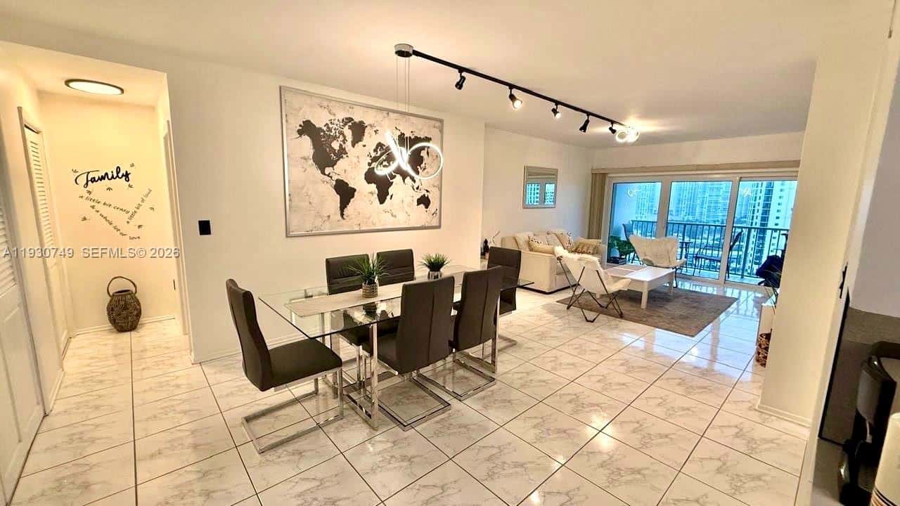 300 Bayview Dr # 1603, Sunny Isles Beach FL 33160
