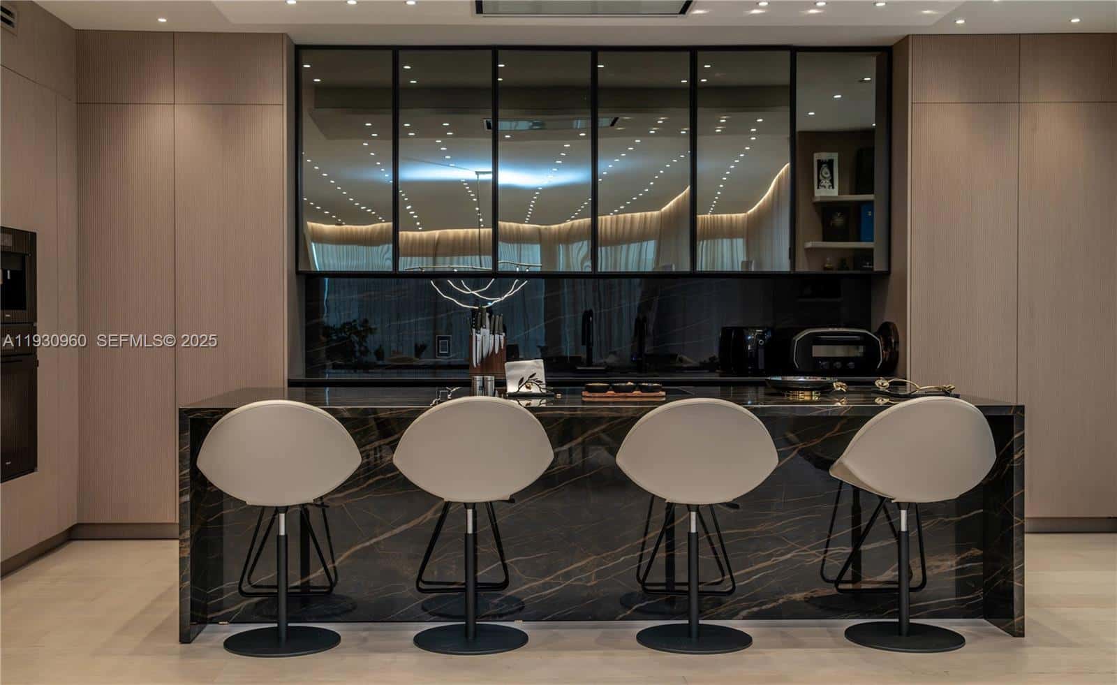 10101 Collins Ave # 4A, Bal Harbour FL 33154