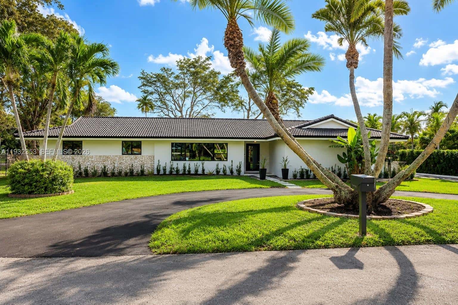 7700 SW 168th Ter, Palmetto Bay FL 33157