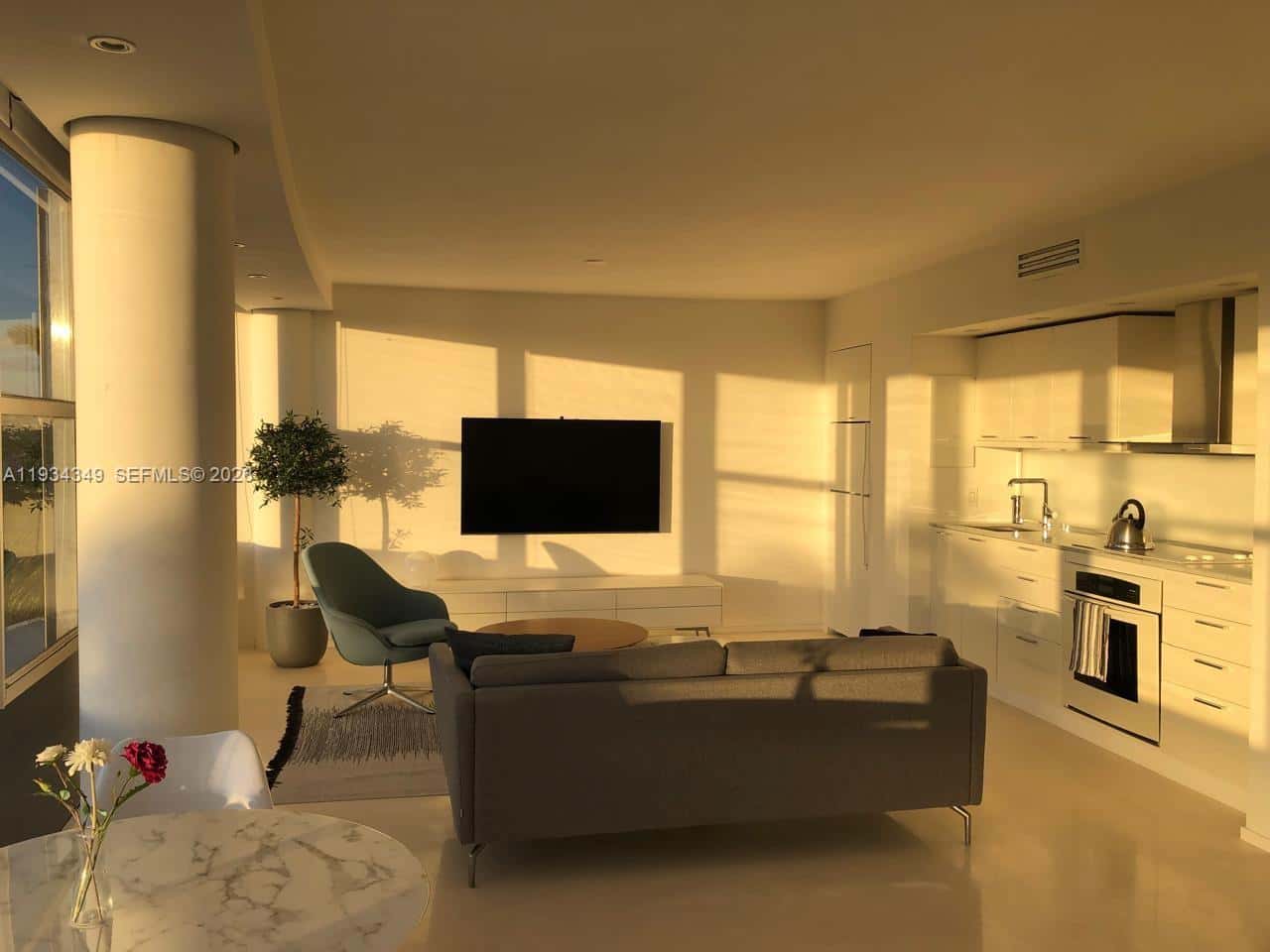 900 Bay Dr # 315, Miami Beach FL 33141