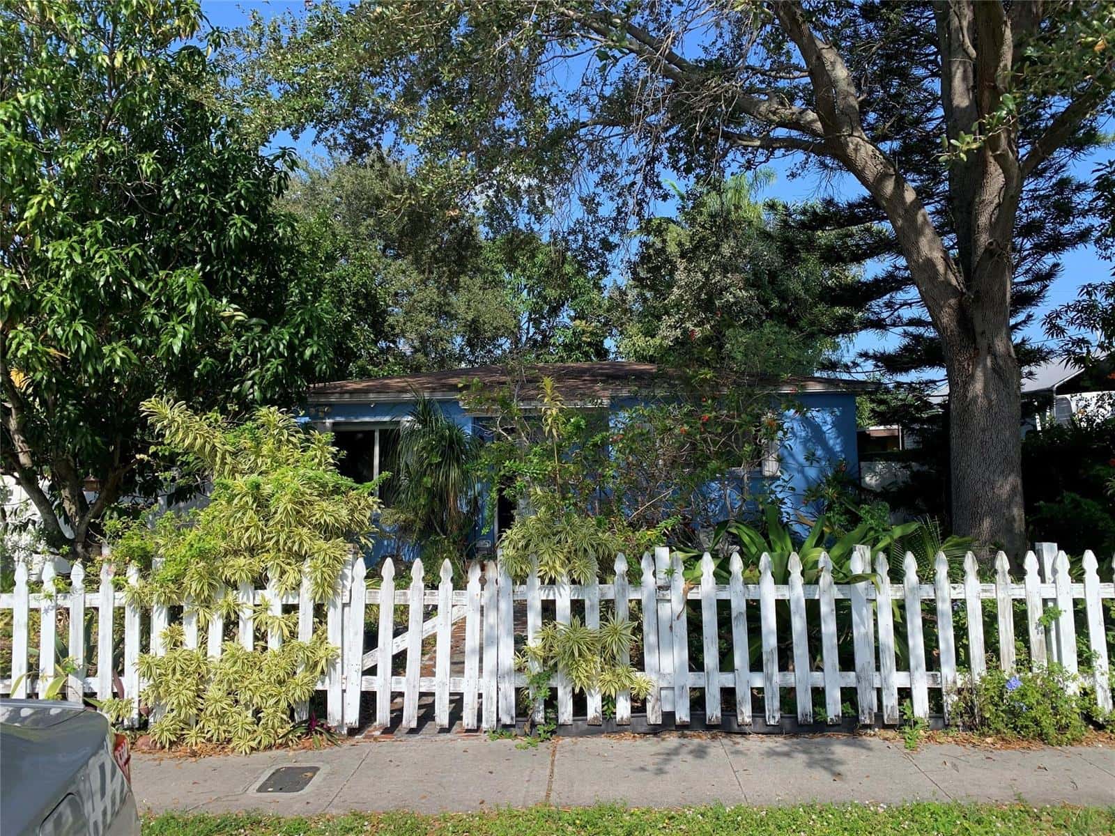 1635 NE 160th Street, North Miami Beach FL 33162