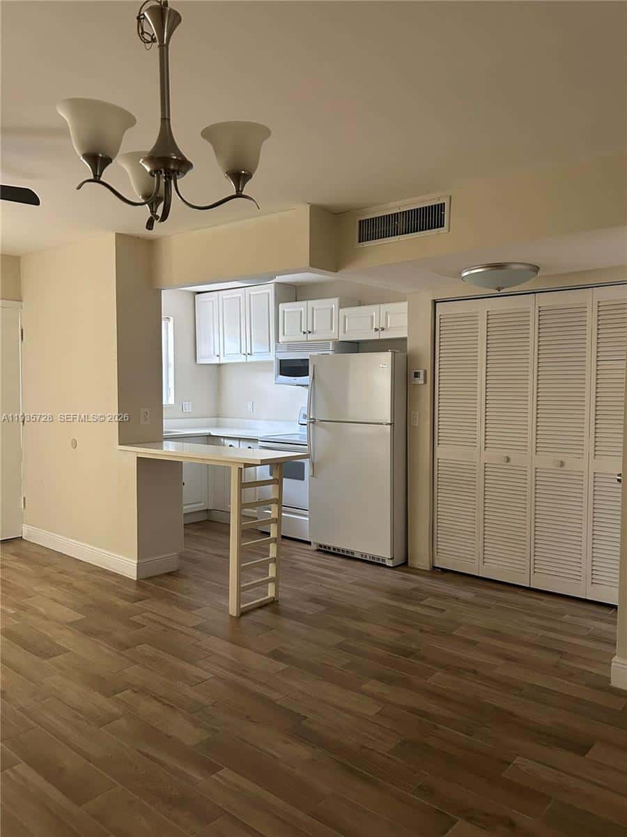 12500 NE 5th Ave # 309, North Miami FL 33161