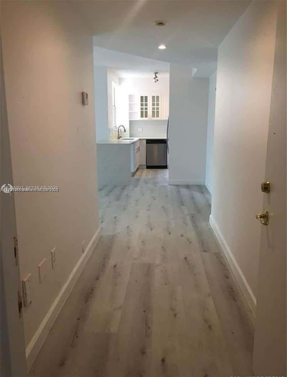 1824 Brickell Ave # 2B, Miami FL 33129