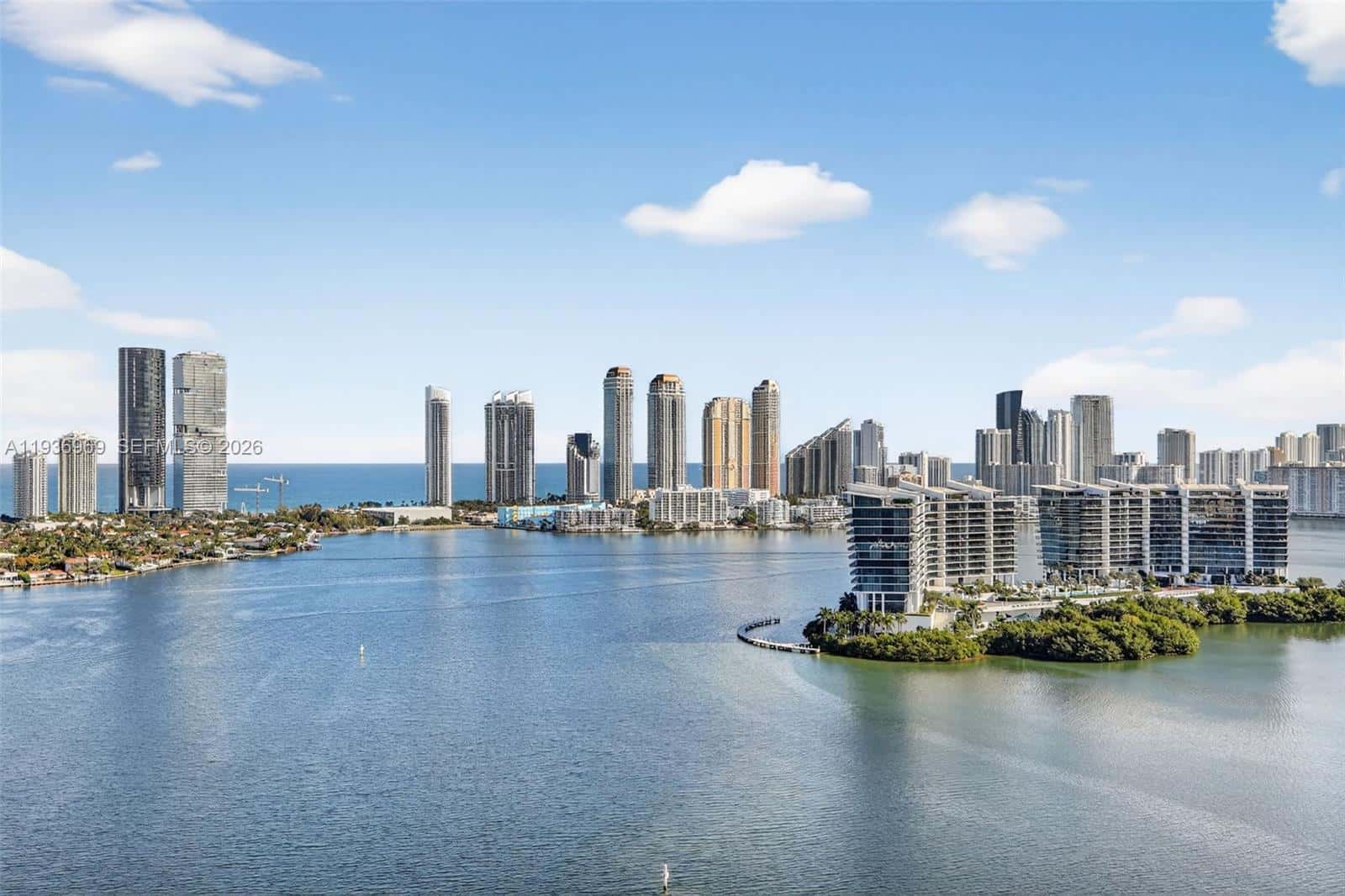 3370 Hidden Bay Dr # 2711, Aventura FL 33180