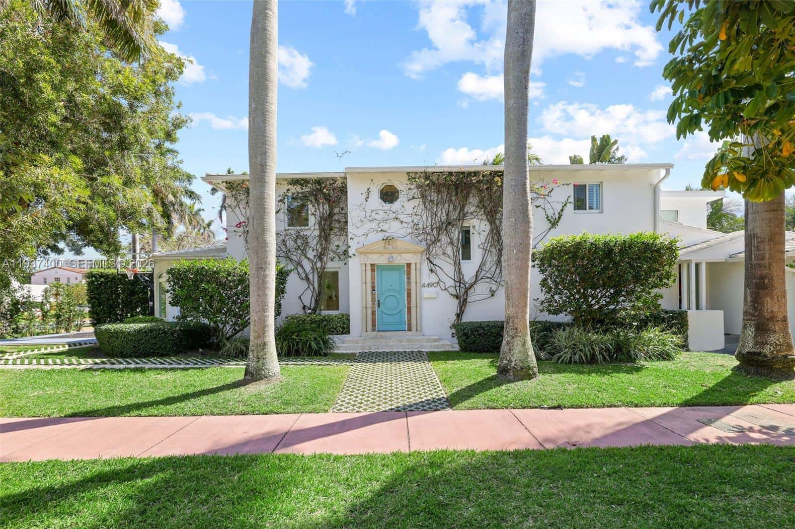 4490 Royal Palm Ave, Miami Beach FL 33140