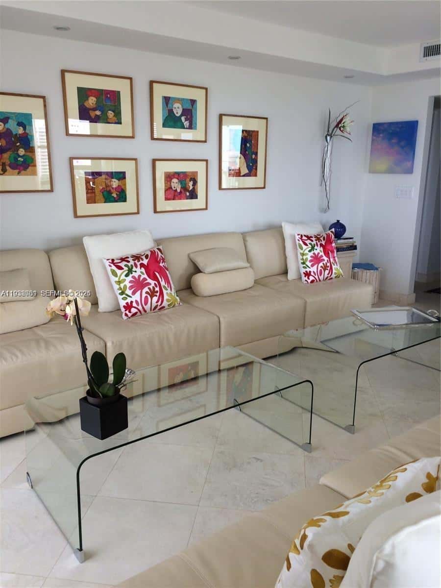 1121 Crandon Blvd # F1107, Key Biscayne FL 33149