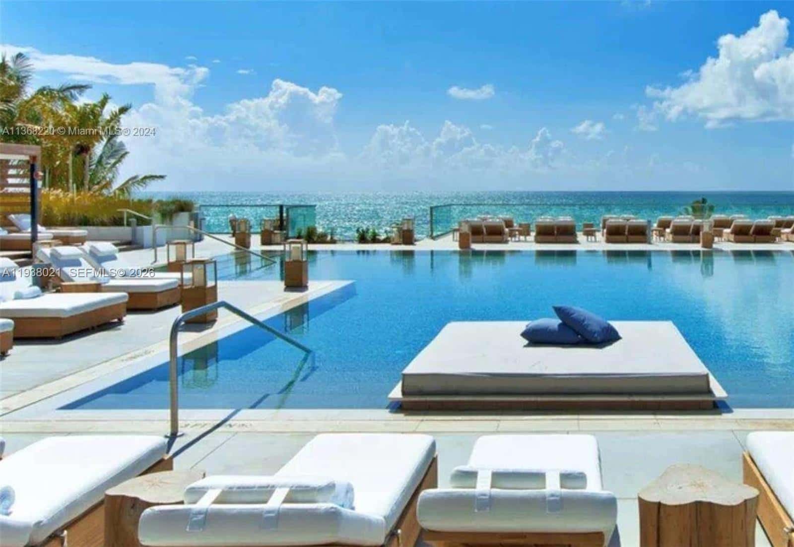 2301 Collins Ave # 423, Miami Beach FL 33139