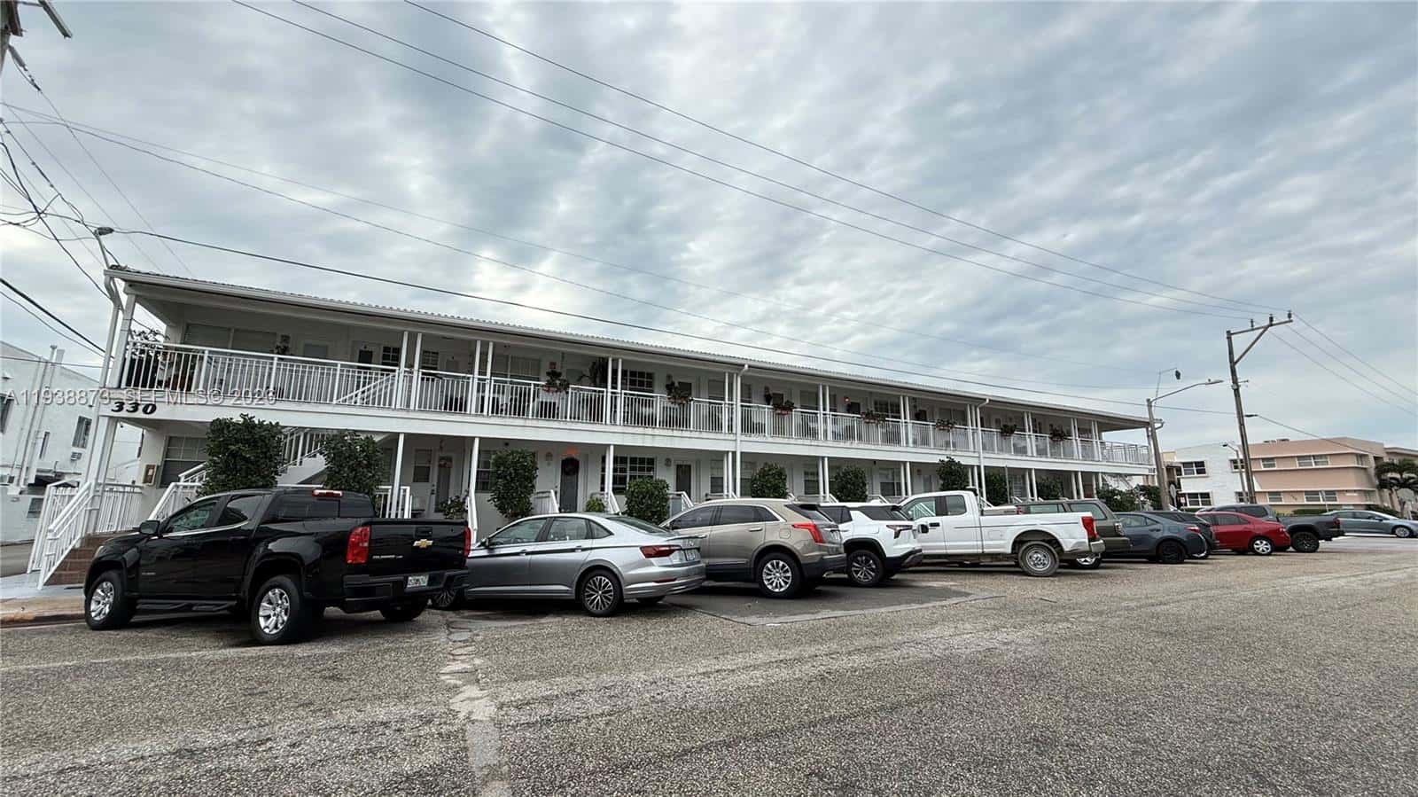 330 74th St # 16, Miami Beach FL 33141