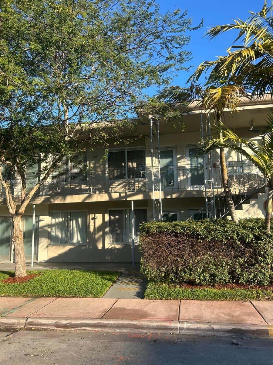 801 15th St # 202, Miami Beach FL 33139