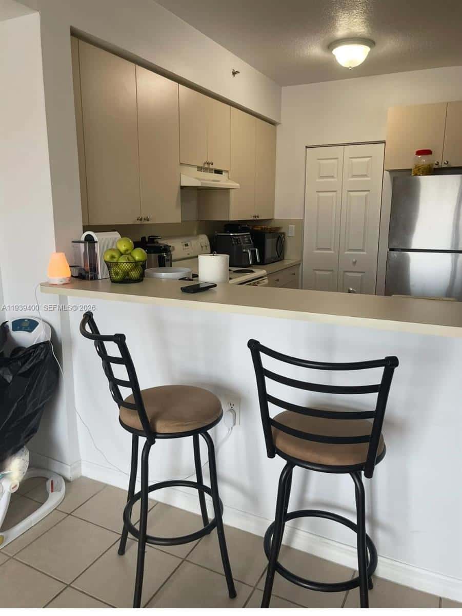 11060 SW 196th St # 601, Cutler Bay FL 33157