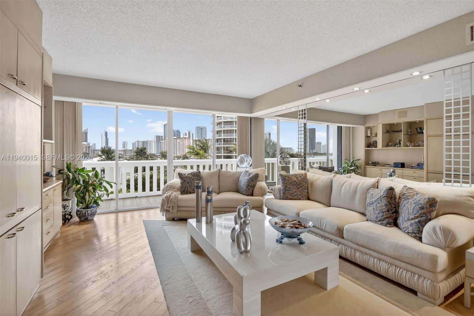 3000 Island Blvd # 502, Aventura FL 33160