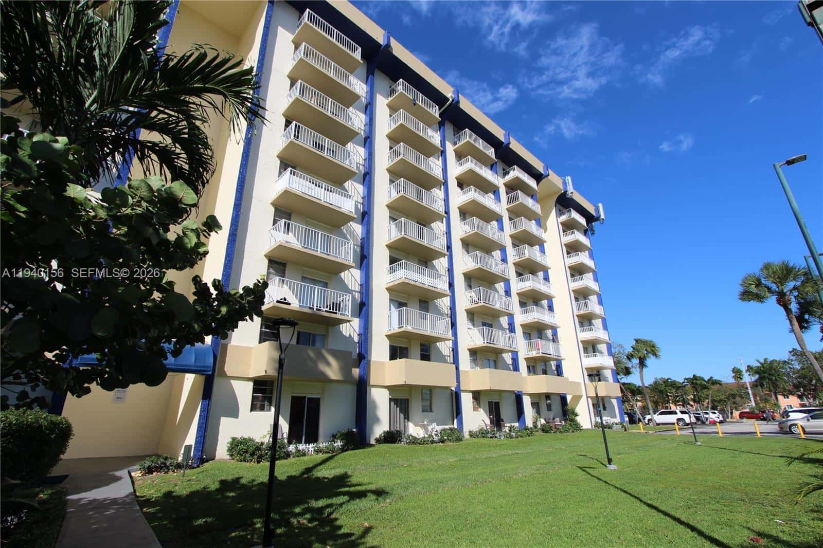 4550 NW 9th St # 611E, Miami FL 33126
