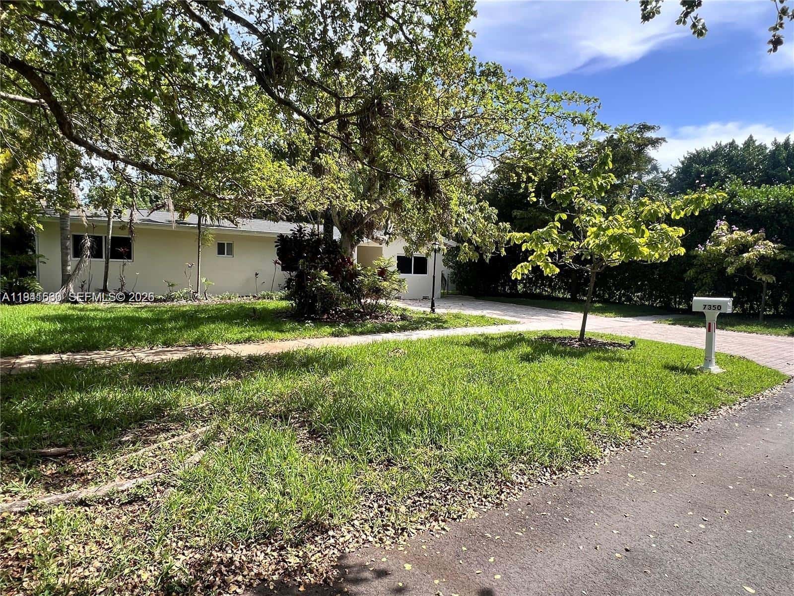 7350 SW 96th St # 7350, Pinecrest FL 33156
