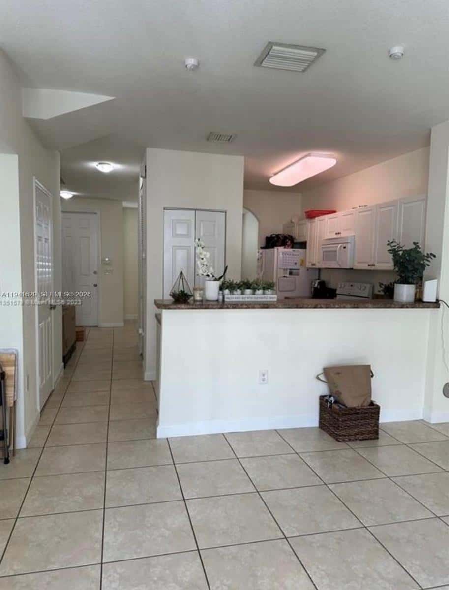 152 SE 29th Ave # 4, Homestead FL 33033