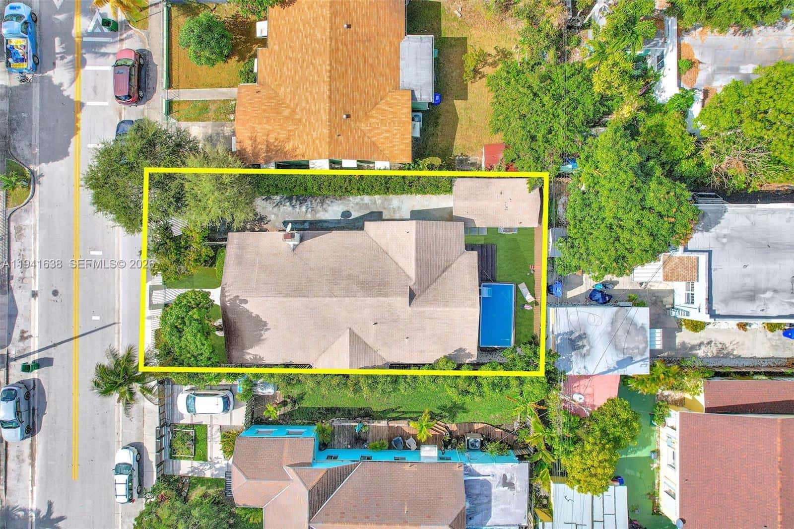 37 NW 47th St, Miami FL 33127