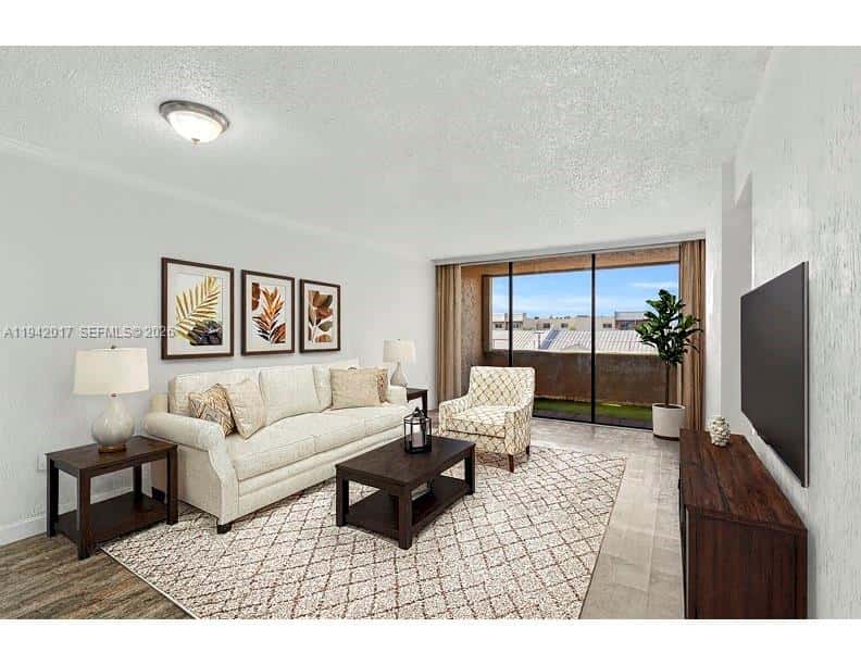 10400 SW 108 AVE # A413, Miami FL 33176