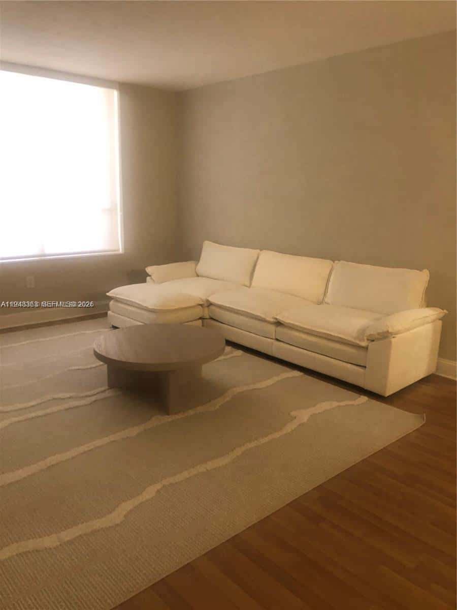 10185 Collins Ave # 1016, Bal Harbour FL 33154