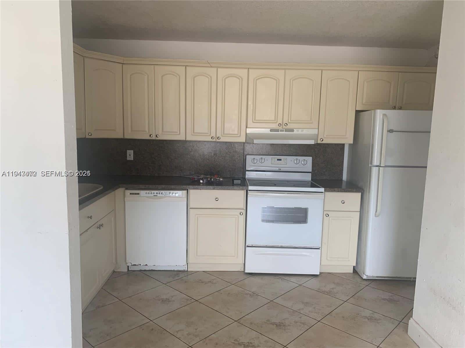14830 Naranja Lakes Blvd, Homestead FL 33032