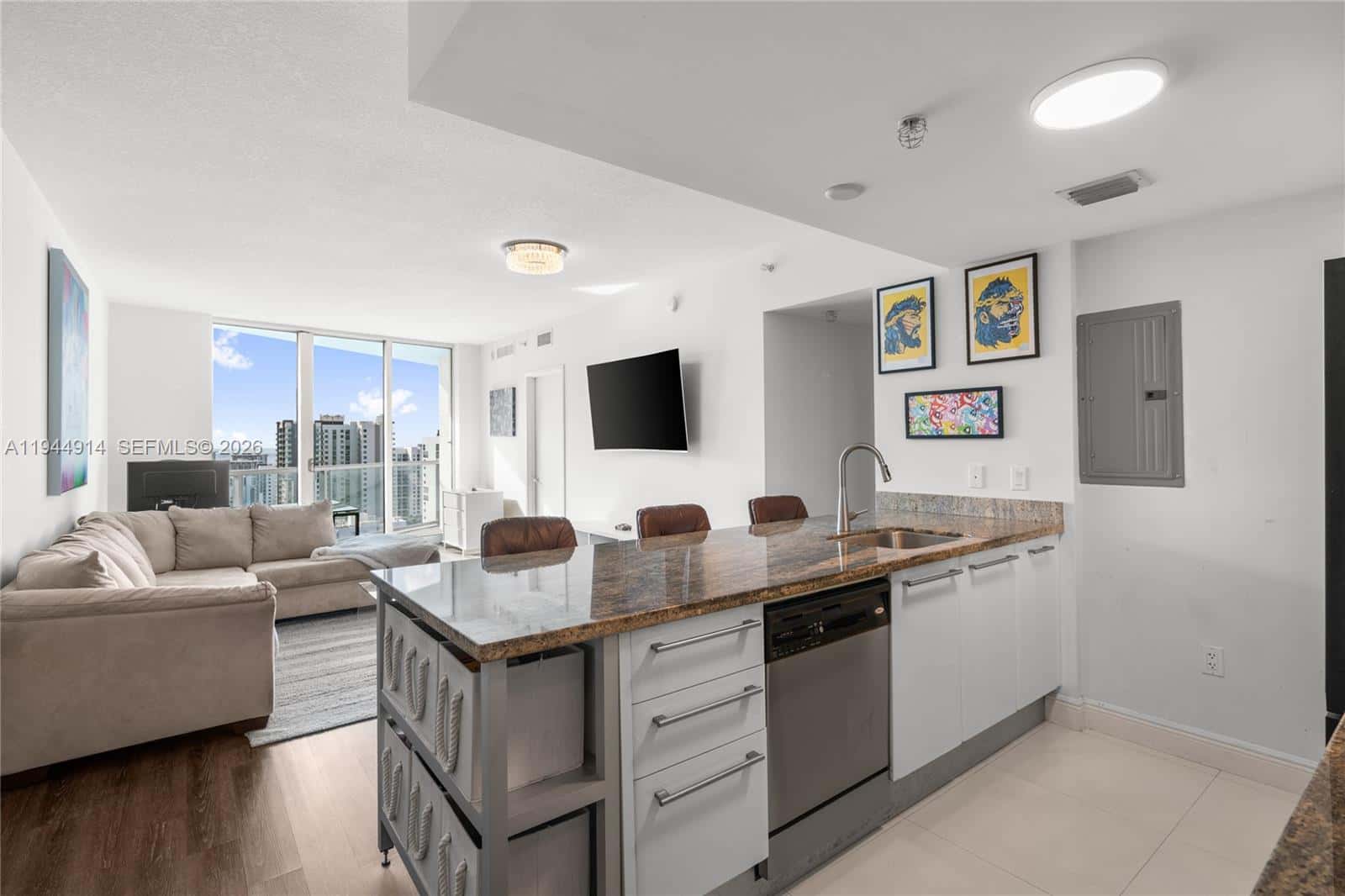 185 SW 7th St # 2702, Miami FL 33130