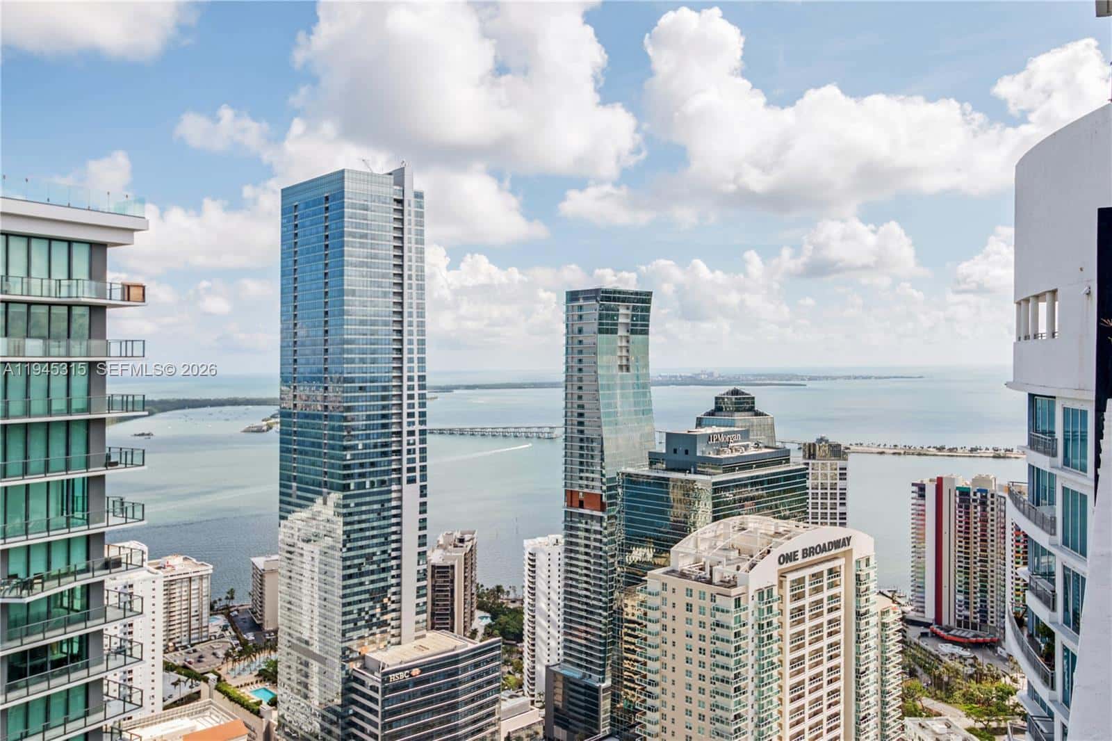 60 SW 13th St # 5012, Miami FL 33130