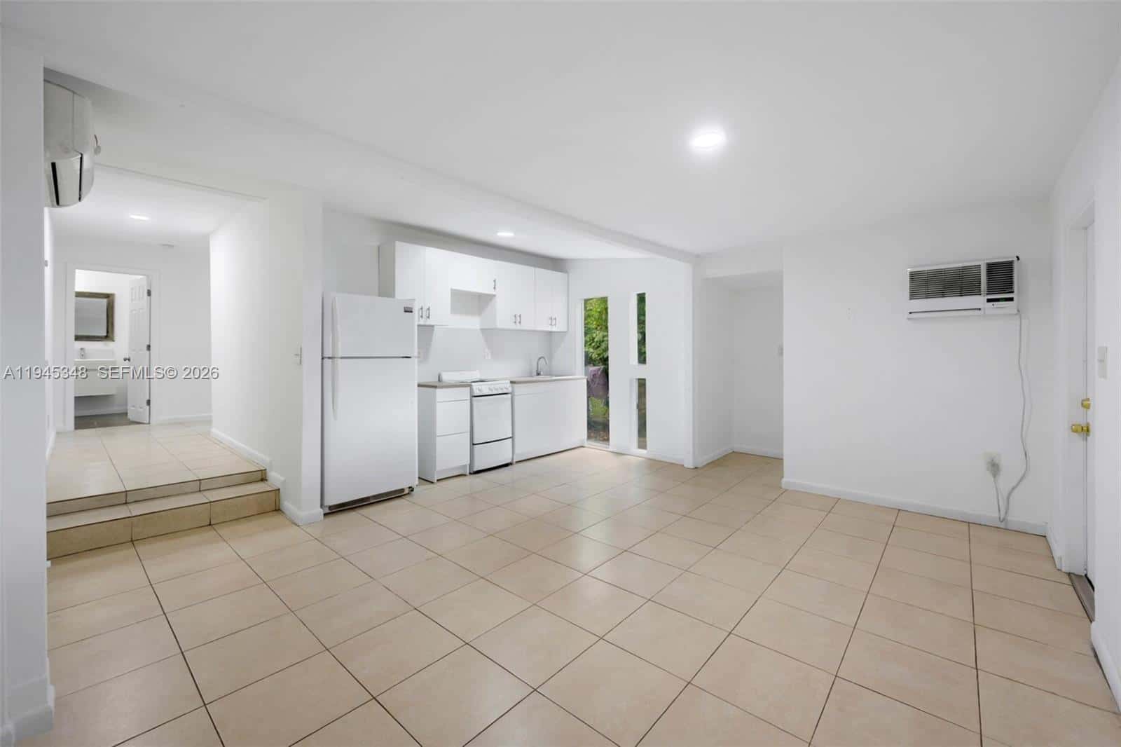 348 NE 58th St, Miami FL 33137