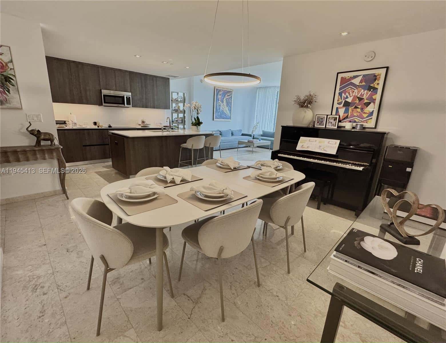 68 SE 6th St # 903, Miami FL 33131