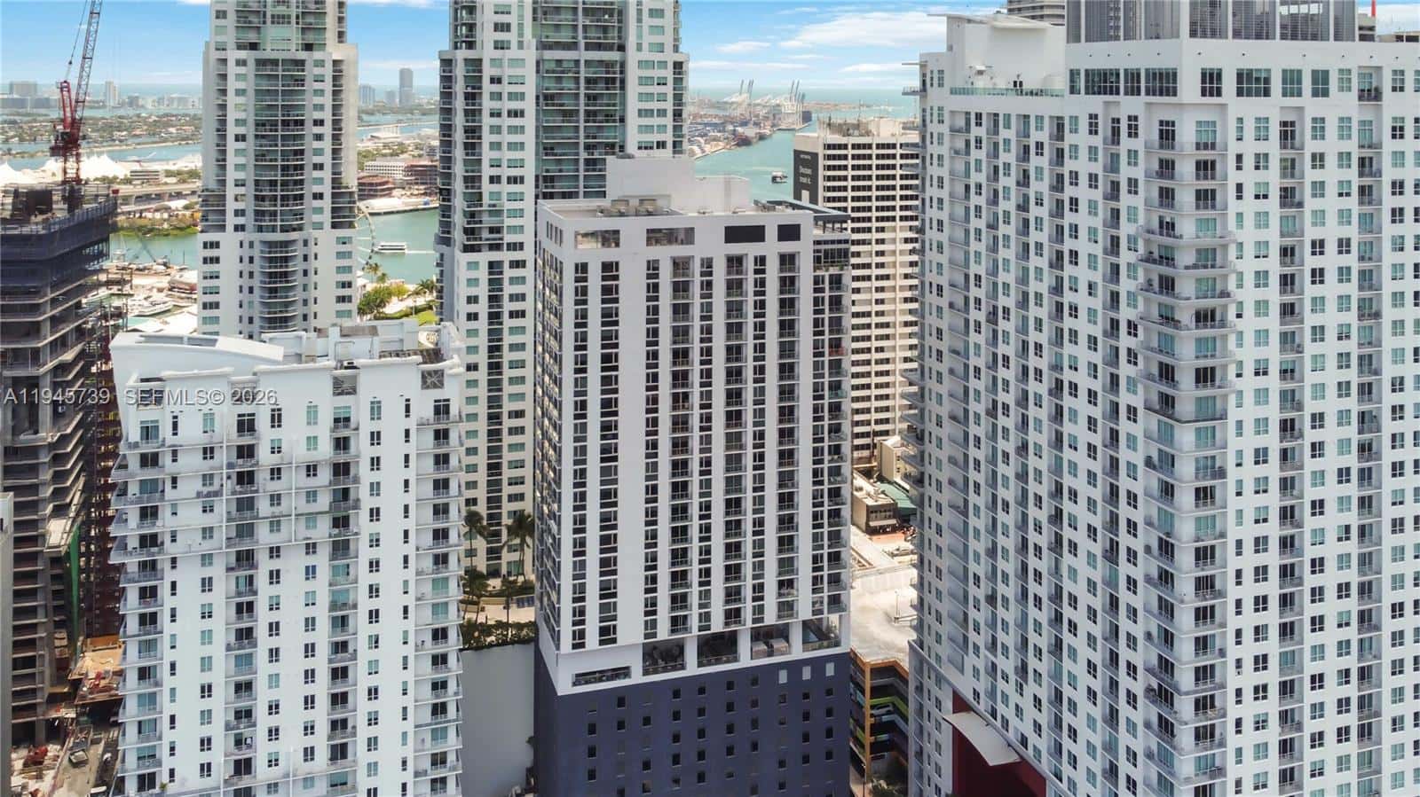 227 NE 2nd St # 2506, Miami FL 33132