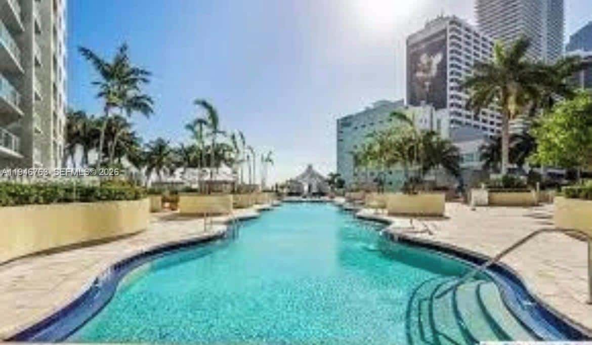 253 NE 2nd St # 3903, Miami FL 33132