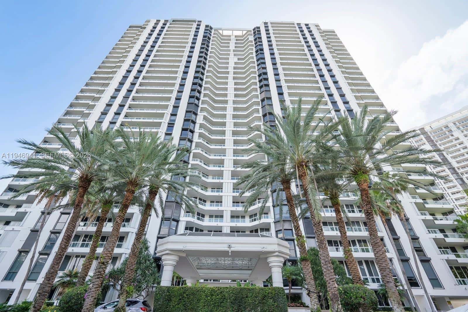 21205 NE 37th Ave # 2204, Aventura FL 33180