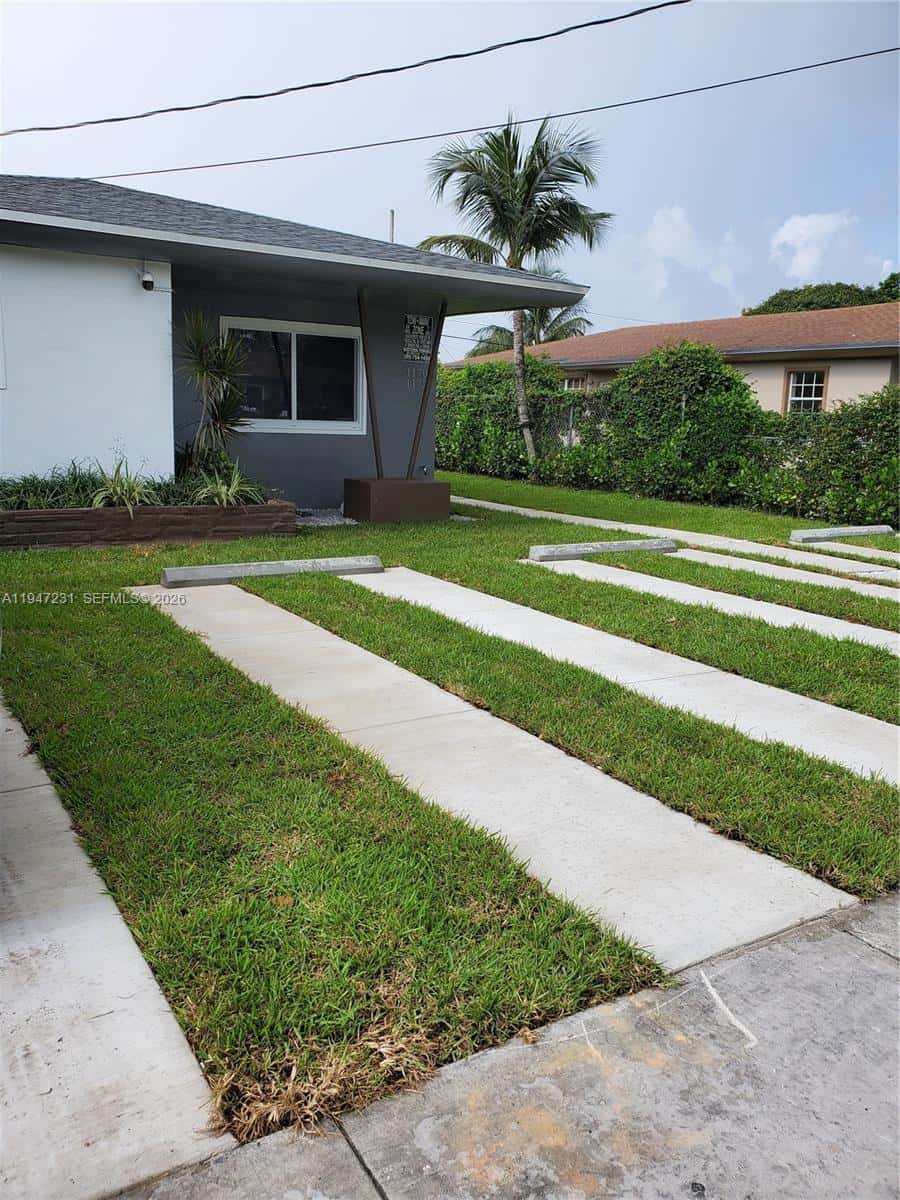 1170 NE 111th St # 1170, Miami FL 33161