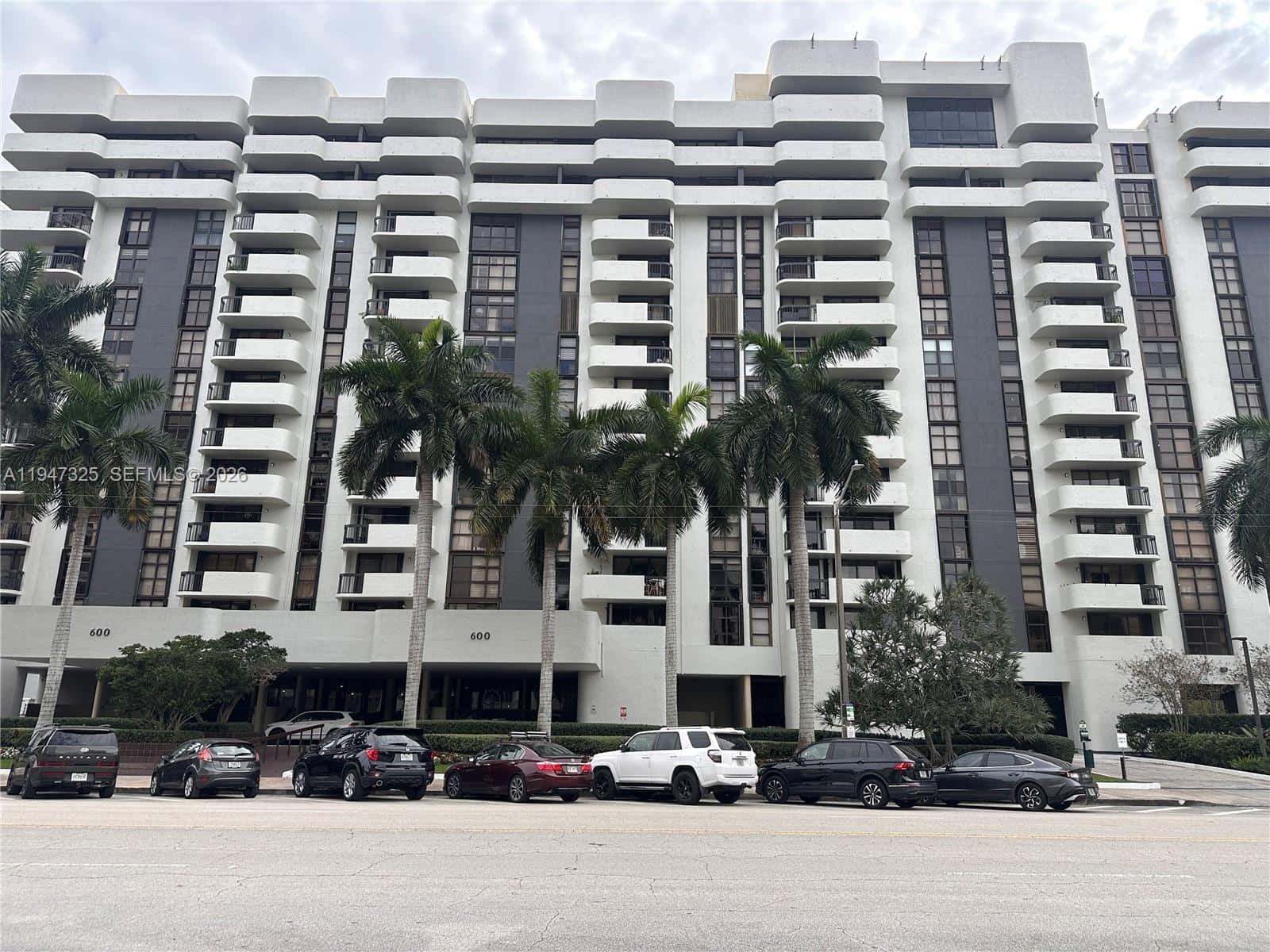 600 Biltmore Way # 318, Coral Gables FL 33134