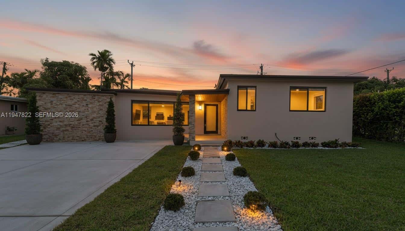 141 NE 122nd St, North Miami FL 33161