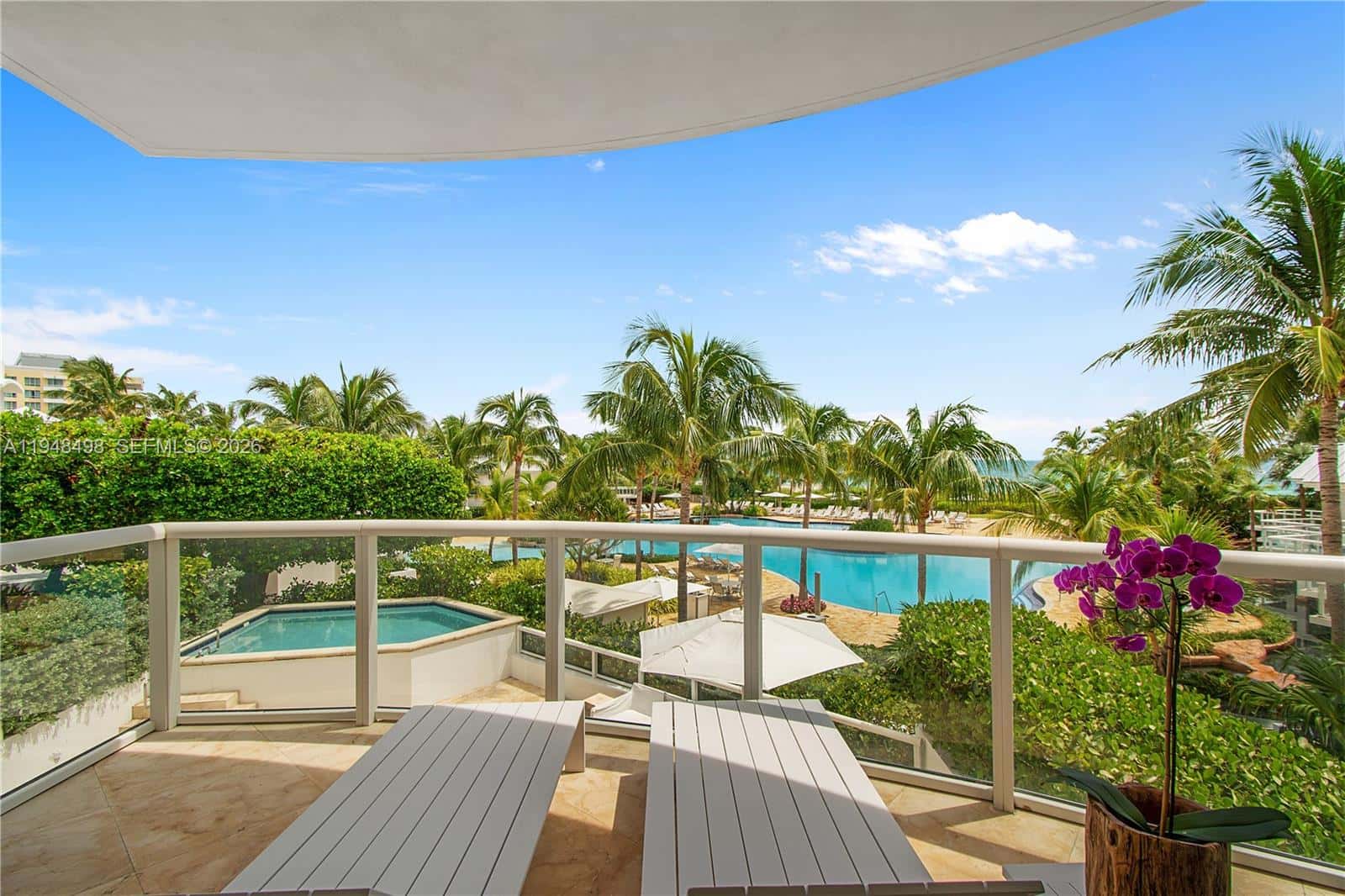 50 S Pointe Dr, Miami Beach FL 33139