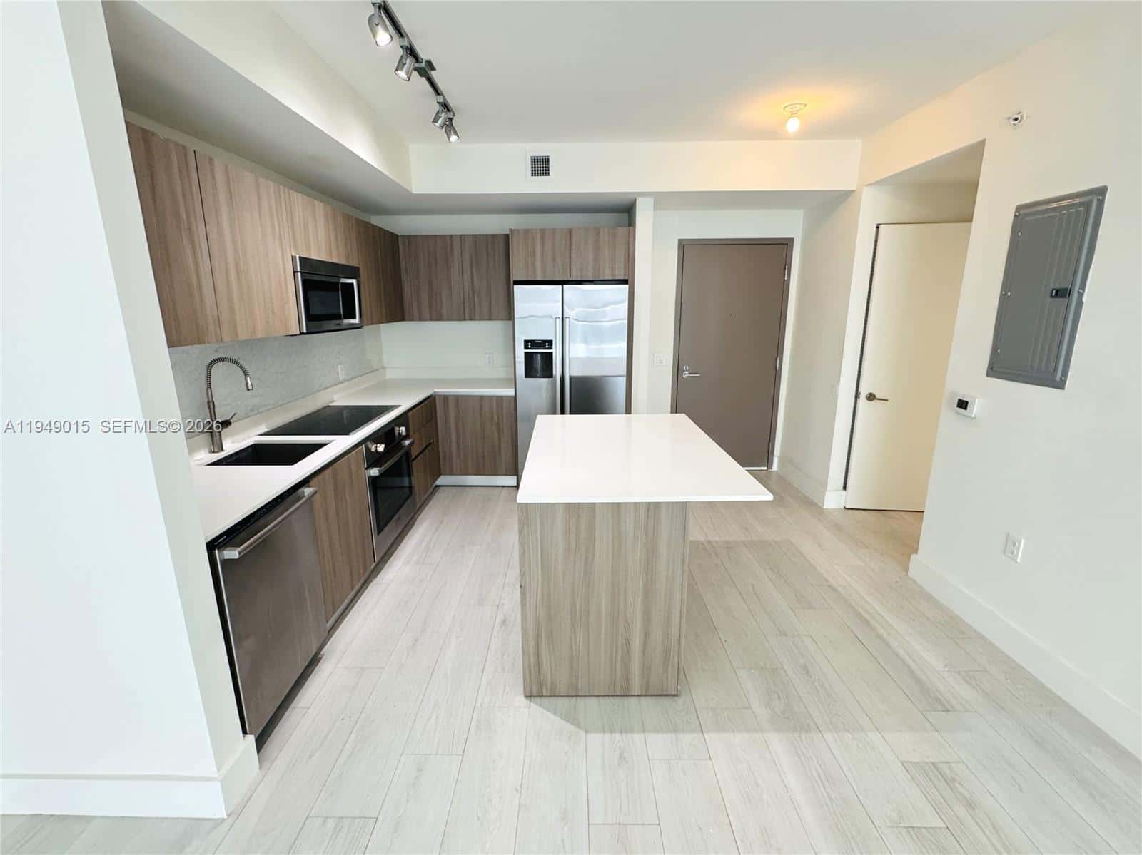 201 SW 17th Rd # 603, Miami FL 33129