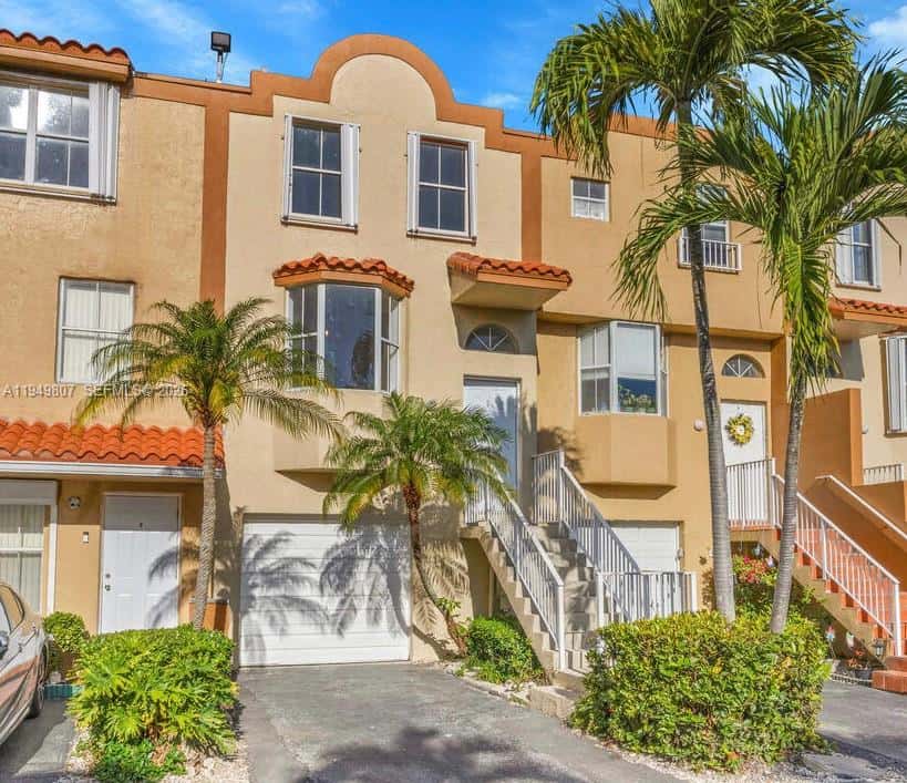 390 NW 86th Ct # 803, Miami FL 33126