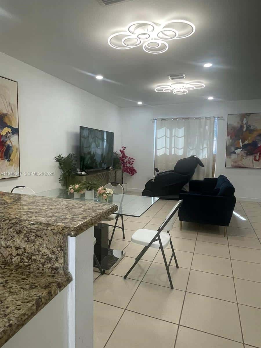 9421 SW 171st Pl, Miami FL 33196