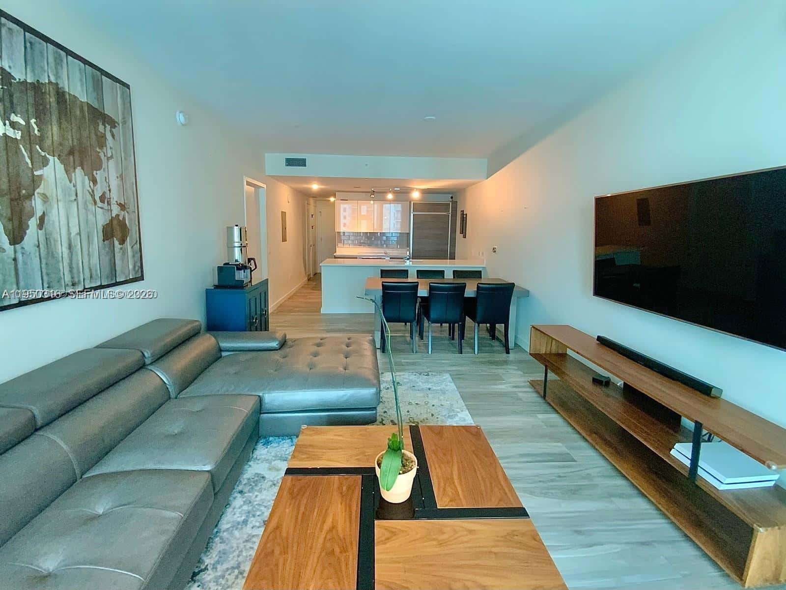 1100 S Miami Ave # 2811, Miami FL 33130