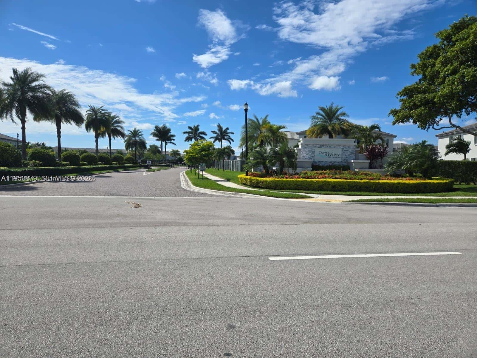 2615 SE 12th St # 000, Homestead FL 33035
