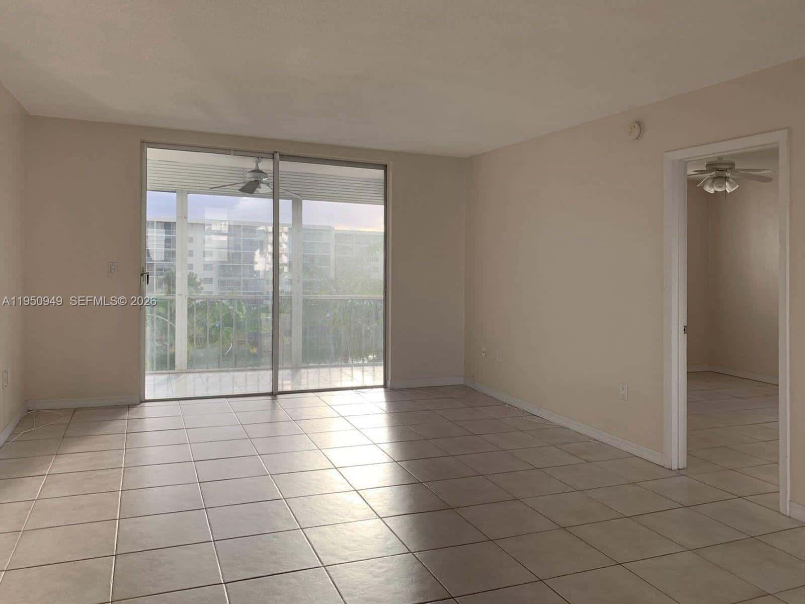 2855 Leonard Dr # H404, Aventura FL 33160