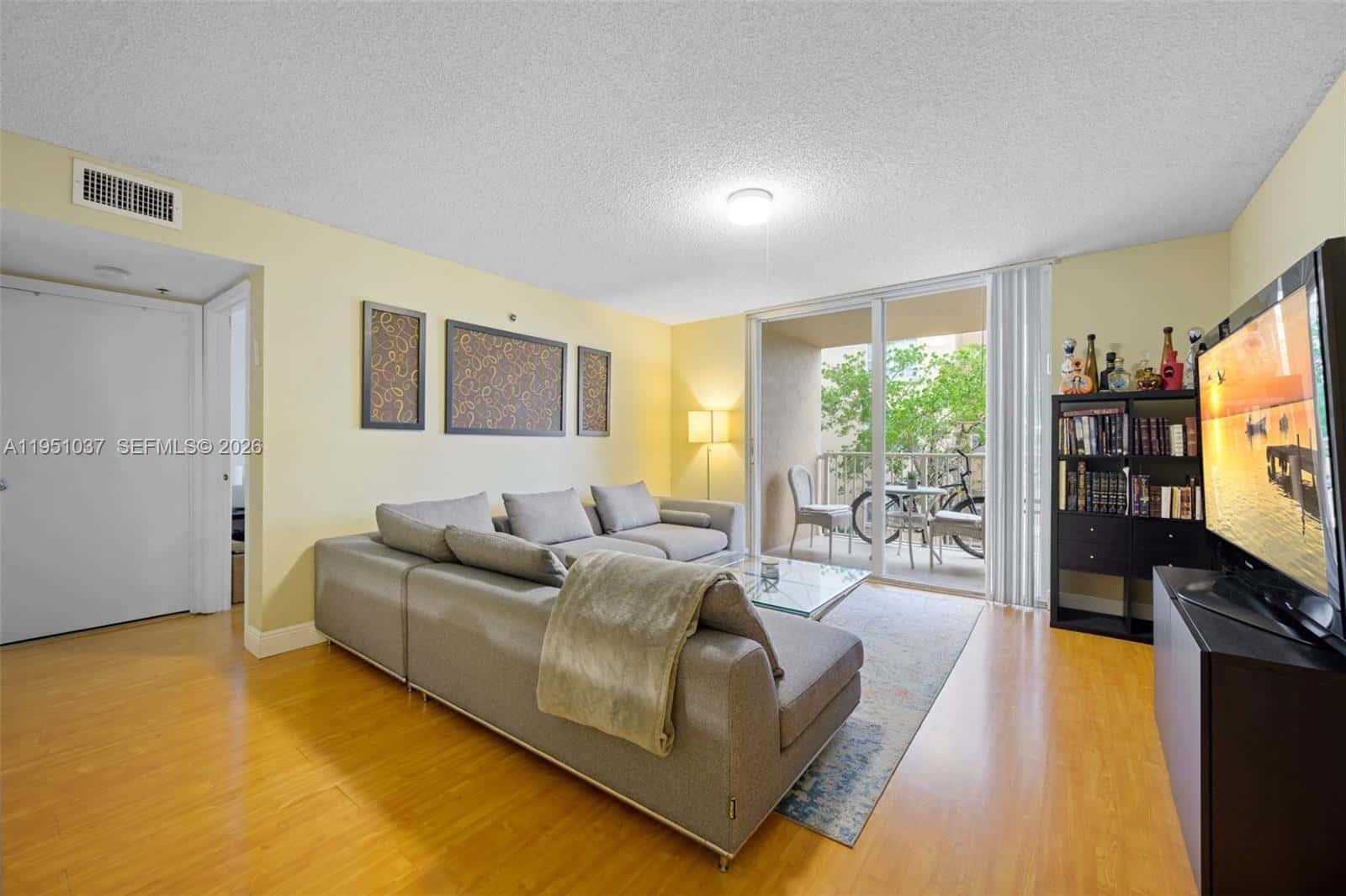 19555 E Country Club Dr # 8303, Aventura FL 33180