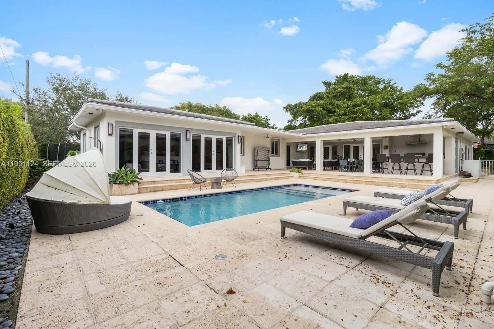 5601 Maggiore St, Coral Gables FL 33146