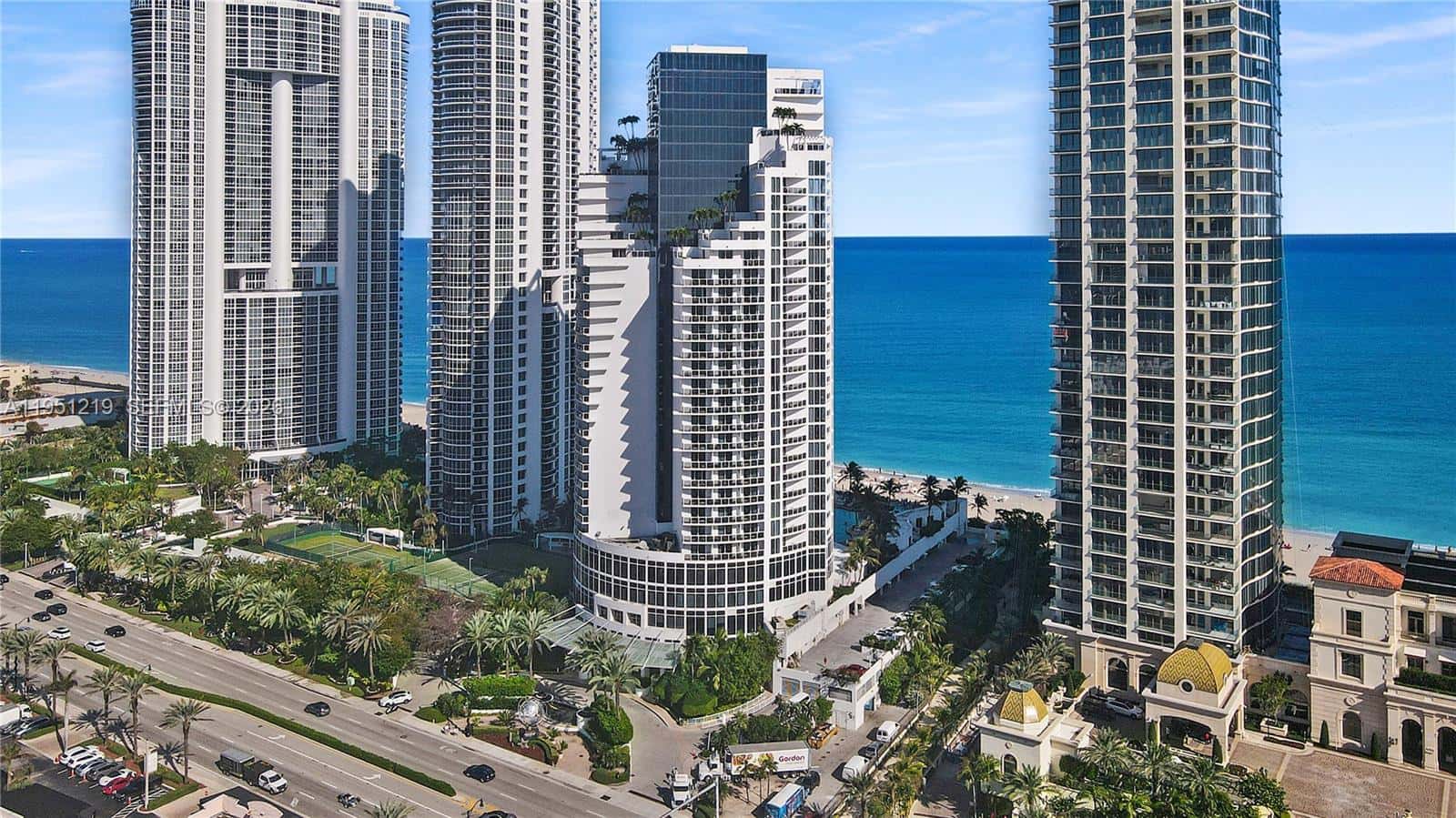 18001 Collins Ave # 2605, Sunny Isles Beach FL 33160