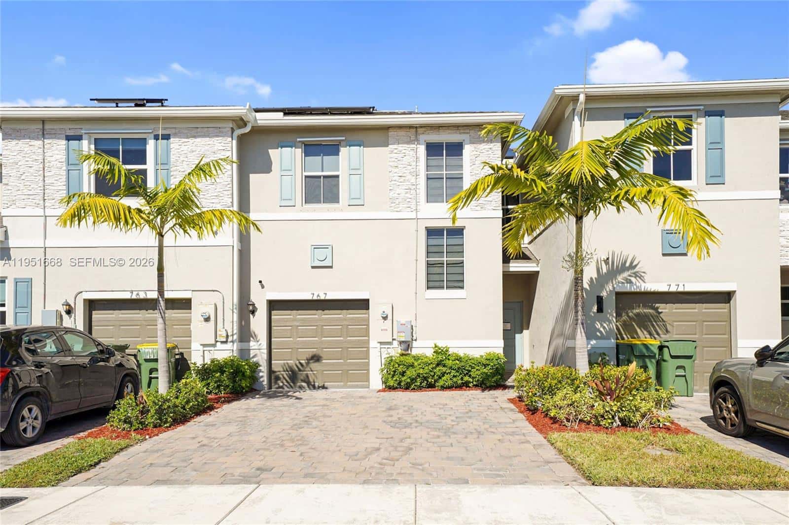 767 SE 18th St, Homestead FL 33034