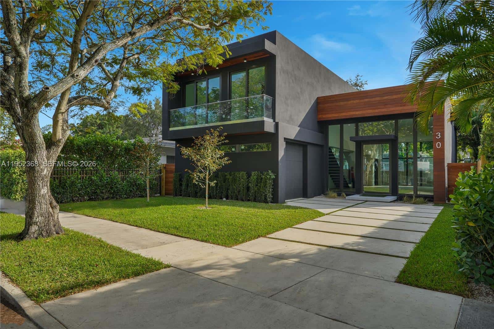 30 NE 50th St, Miami FL 33137
